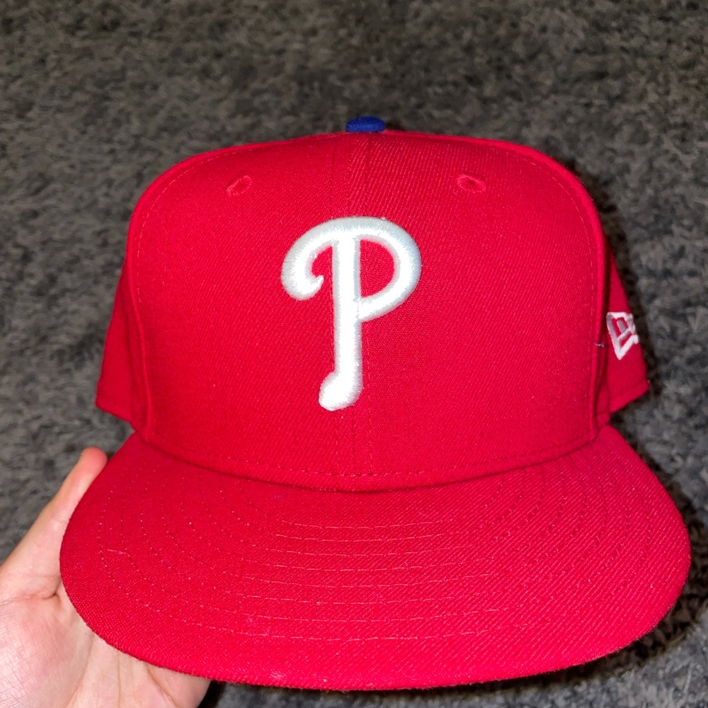 Philadelphia Phillies fitted baseball cap